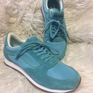 Vans Runner in Aqua Sea